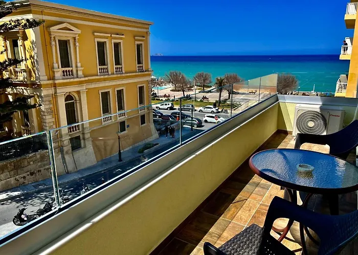 Blue Elegance City Center Heraklion Apartment