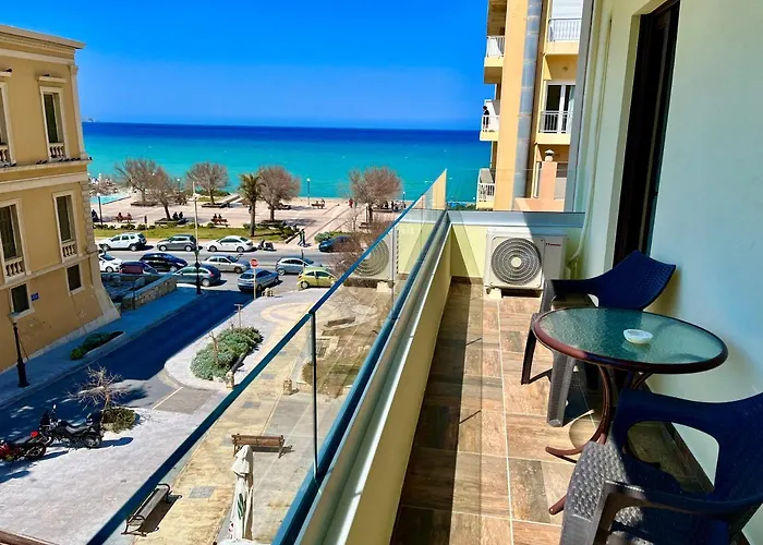 Blue Elegance City Center Heraklion Apartment