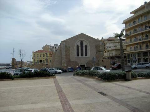 Blue Elegance Center *